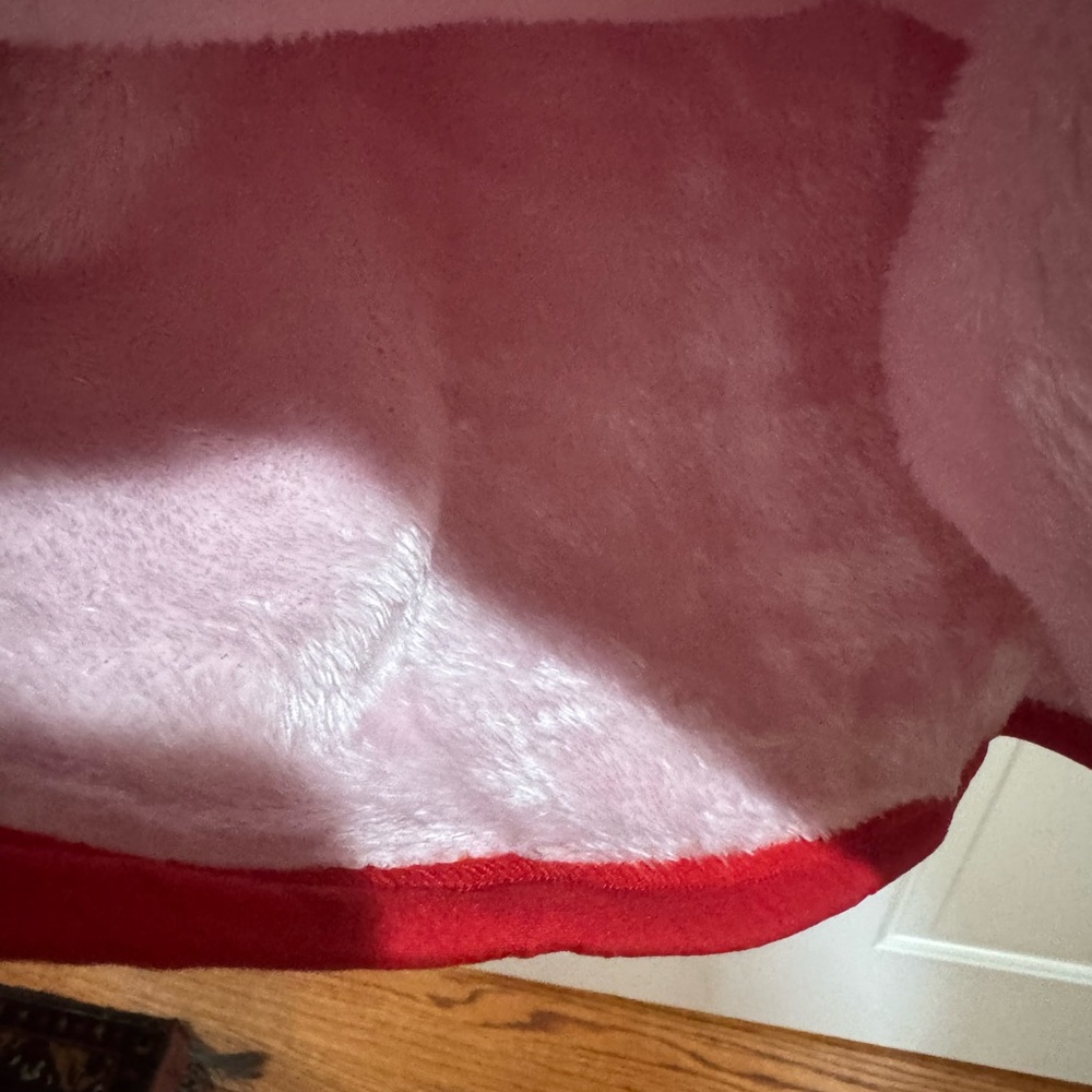 NIB Red and White Fleece-Lined Tunic - Picture 4 of 6